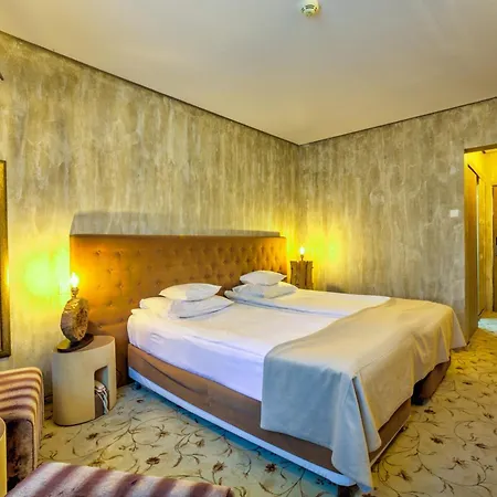 Alpin Hotel 4*